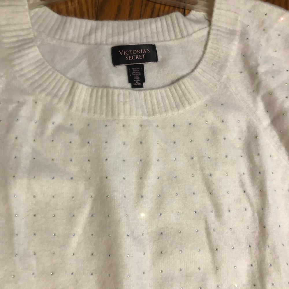 Victoria Secret Sweater - Picture 8 of 10